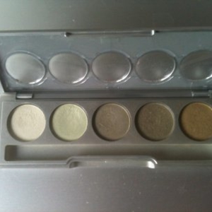 eye snadows palette