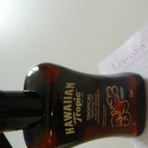 Tropical tanning oil black