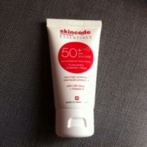 Fluide solaire protection visage