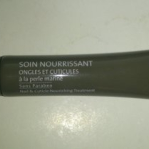 soin nourrissant ongles et cuticules