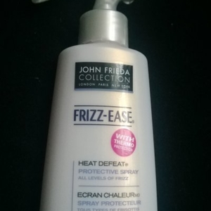 Frizz Ease