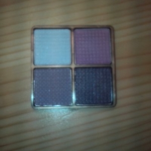 Eye shadow