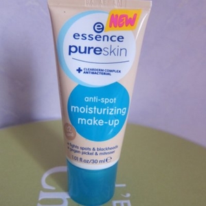 Anti spot moisturizing make up
