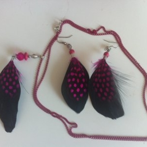 Chaine +boucle d'oreille plumes