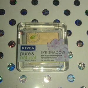 eye shadow