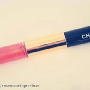 Gloss Chanel longue tenu