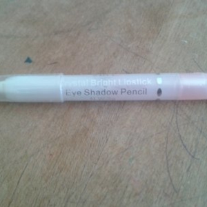 Crayon yeux blanc brillant