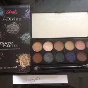 Palette i Divine Storm