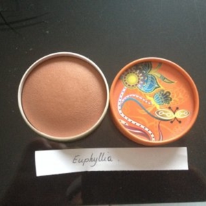 Bronzer