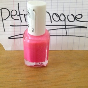 Essie Lights 224A