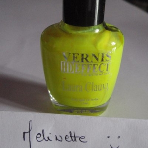 Vernis jaune fluo