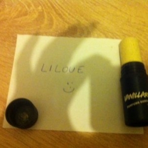 LUSH PARFUM SOLIDE VANILLARY