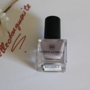 Vernis lilas