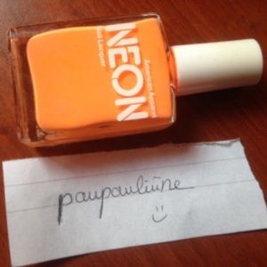 Vernis neon orange corail fluo