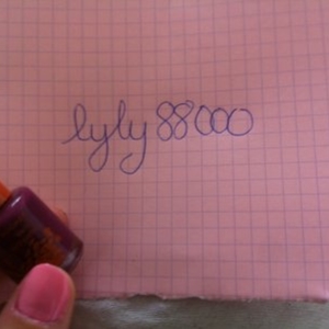 Mini vernis violet