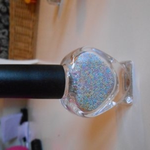 Vernis caviar