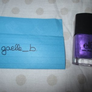 Vernis violet