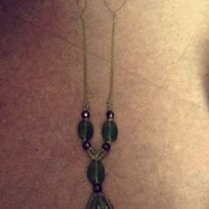 collier vert, long vintage.