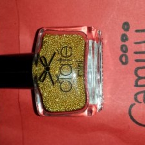 caviar manicure