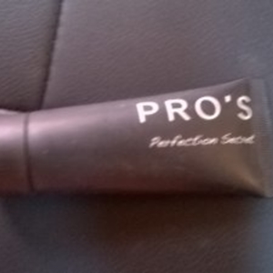 Base lissante "Perfection Secret".