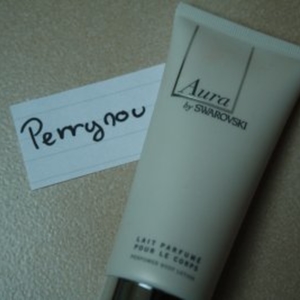 Aura, lait parfumé corps