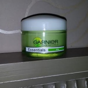 CREME DE JOUR GARNIER PEAUX MIXTES