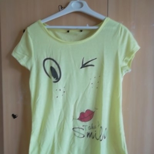 tee shirt smile jaune