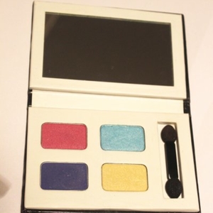 Agnes B palette