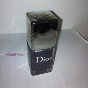 Vernis violet DIOR