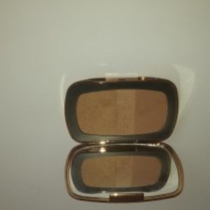 Palette Bronzer   The First Resort