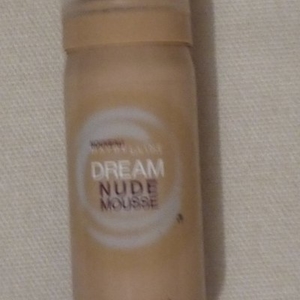 Dream nude mousse