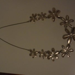 Collier fleurs