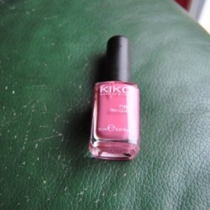 Vernis rose kiko