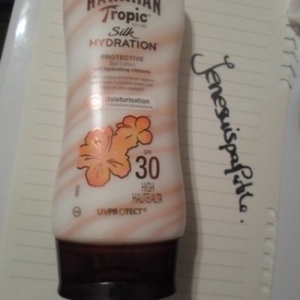 Crème solaire hydratante