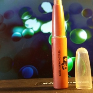 Stylo correcteur