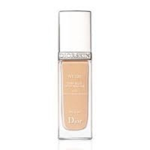 DIORSKIN FOND DE TEINT BEIGE MOYEN 030