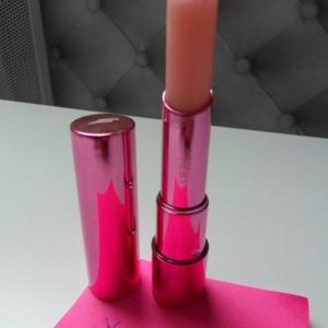 Baume effet gloss rosé