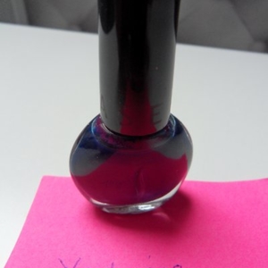 vernis violet