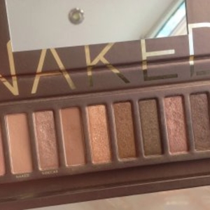 Palette Naked