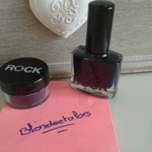 vernis nail rock