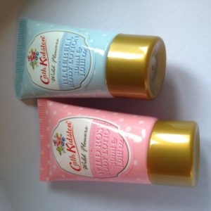 body lotion WILDROSE et BLUEBELL