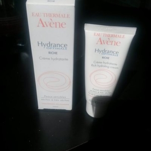 Avene Hydrance