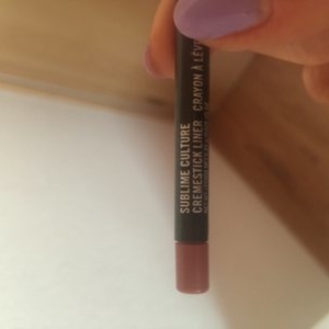 Sublime culture crayon à lèvres MAC