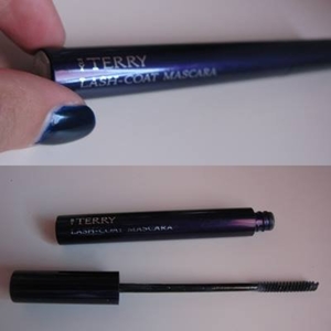 Lash coat mascara