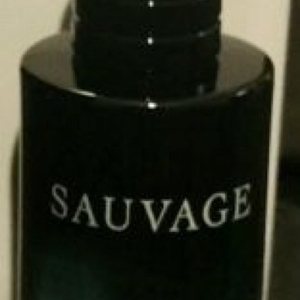 DIOR SAUVAGE Eau de Toilette Vaporisateur 100 ml