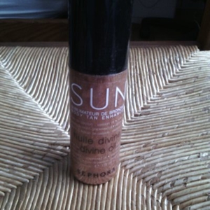 Huile divine sublimateur de bronzage