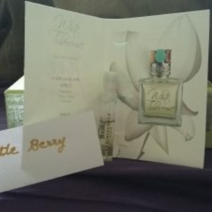 echantillon parfum White tubéreuse