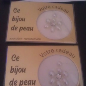 2 bijoux de peau