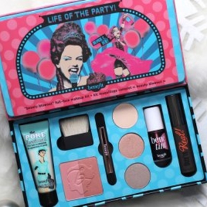 Coffret Benefit coffret édition limitée LIFE OF