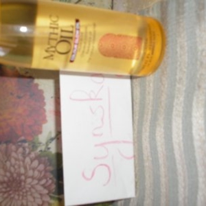 mythic oil   glamour glow oil